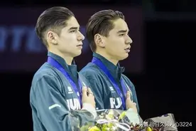 悉心培养的队员发表辱华言论，这位教练毅然辞职图片