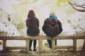 真心爱你的男人，懂得“做人有度”图片