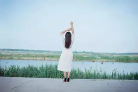 “生完孩子后，丈夫要和我离婚”：我想给所有女人提个醒图片