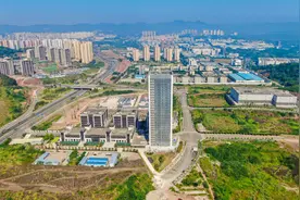 战高温抢进度，广阳岛智创生态城项目建设按下“快进键”图片