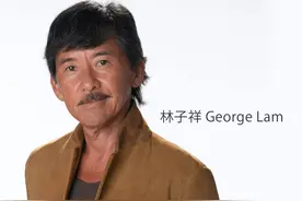 74岁林子祥罕露面，深夜外出觅食状态佳，二婚娶小13岁妻子未生育图片