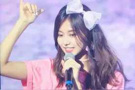 JYP TWICE成员周子瑜图片
