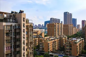 一梯两户应该选东户还是西户？知道这3点，买房不吃亏图片
