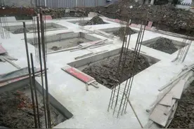 农村建房也出新技术，不用水泥不用砖，拉来组装就能住图片
