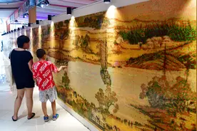 复刻版《清明上河图》惊艳亮相！竟是用这个拼的图片