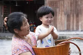 6岁那年的遭遇让我刻骨铭心，养父让我回老家，我却迈不出那道坎图片
