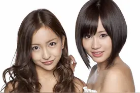 板野友美、前田敦子图片