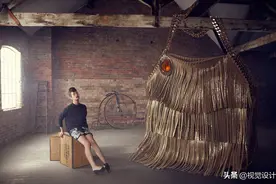 优雅美丽的女士一款超大的高端包图片