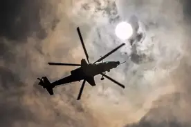 鹰击长空，奋飞远航！这是9名飞行员的青春故事！图片