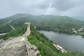 “野长城”屡遭毒手，监管如何跑赢破坏图片