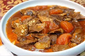 家常版“黄焖牛肉”，比黄焖鸡还香百倍图片