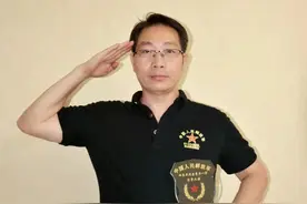 八一来临，致敬所有穿军装和曾经穿过军装的英雄！向你们致敬图片
