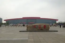 入住率低，人口外流，房价微跌，再过10年，信阳会变成什么样图片