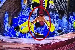 4岁女孩被切断2根手指，游乐场的几种“危险”就潜伏在孩子身边图片