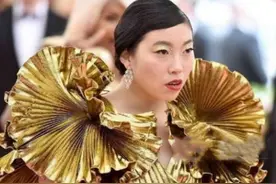 打了谁的脸？奥运官推学BBC好莱坞丑化中国人，连宗旨都不顾了图片