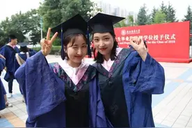 读二本是什么体验？沉默的二本学生道出真相：毕业就是基层打工人图片