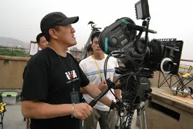 专访青岛导演丁晟：在家乡拍电影真的挺好图片