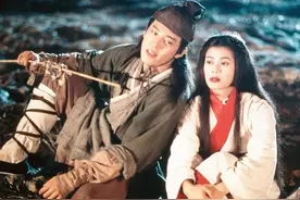分离7个月！吕颂贤夫妇团聚，吃雪糕大秀恩爱，相恋27年不生娃图片