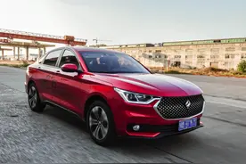 10w提“轿跑王者”RC-6，离地间隙198mm可越野，车长近5米媲美A7图片
