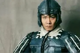 纵横沙场秦公子华，一片丹心照嬴秦。白起崛起之前的秦军战神赢华图片