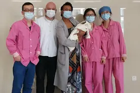 外籍夫妻在宁波这家医院大厅献唱《茉莉花》！背后的故事好暖图片