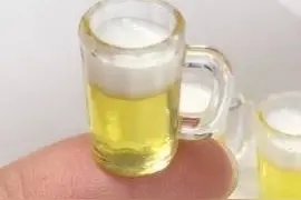 表情包：为我的冲动自罚一杯图片