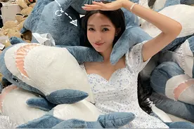 时间线梳理，19岁少女都美竹“锤爆”吴亦凡始末图片