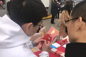 中国烟草将大规模招人，年薪6位数不输公务员，应届生或更有优势图片