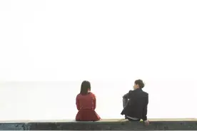 女人与男闺蜜一同旅游，有蓝颜知己有错吗？图片