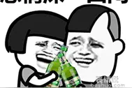 小伙喝醉酒爬上高架桥和民警“撒娇”：陪我喝酒！图片