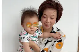 国乒大满贯得主喜迎39岁生日，抱着爱子吃蛋糕，女儿上课未现身图片