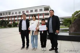 小临说“典”事儿 | 让英雄不再“流血又流泪”图片