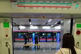 为什么地铁在南京就叫地铁，而在苏州叫轻轨呢？今天算是长见识了视频封面