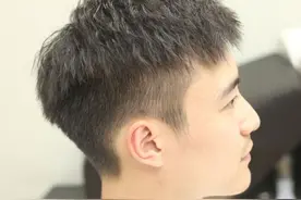 “碎盖头”“短碎盖”，最流行的男士发型！图片
