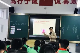 渭南小学教师王艳：线上学英语 宅家成长ING图片