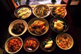 为何如此“穷酸”的泡菜，会代表韩国的饮食文化，一人一年吃50斤图片