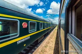 中国铁路里程最长的列车：全程7819公里，运行131个多小时图片