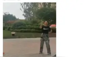 “徽州宴”老板娘暴金句事件，说明有些人还没醒过来图片