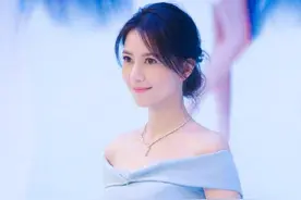高圆圆一袭露肩长裙美出新高度，倪妮百变造型穿出不一样的时尚！图片