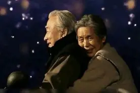 《我爱你》：因为爱你，一对老人双双赴死，一对老人天各一方图片