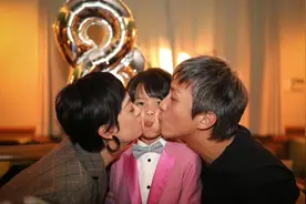 孙俪邓超为儿子庆生获30万赞：有仪式感的家庭，更能养出幸福的娃图片