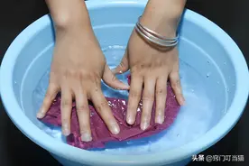 毛呢大衣如何清洗？教你一招，像干洗店一样干净，省钱又实用图片