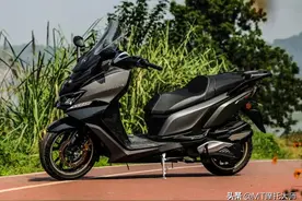 预算2万多，能买什么车？250韩国进口发动机，双通道ABS，12L油箱图片