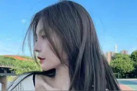 主持人沈梦辰疑深夜求医！胳膊红肿起巨大包块，网友直呼太吓人图片