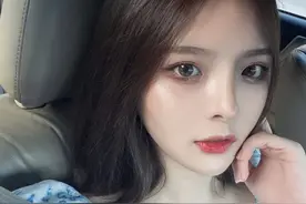 小说：一笑百媚生图片