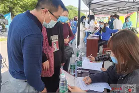 不惑之年重返校园，湖北中医高专迎来41岁大龄学生图片