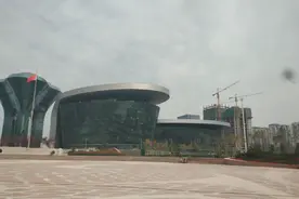 乌鲁木齐十大地标性建筑，一个比一个靓，你去过几个？图片