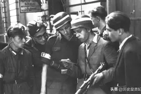 神奇的波兰军队，坦克数量没多少，反倒是偏好用骑兵搞机动图片