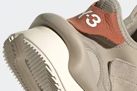 ADIDAS Y-3把运动服变为时尚的节奏图片