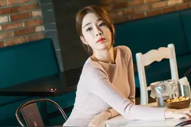 刘仁娜：爆款韩剧女二号专业户，演技受限戏路太窄，扛不起女主剧图片